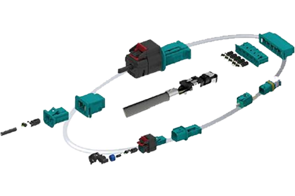 傳感器線束通常由多根電線和連接器組成，這些電線根據(jù)傳感器的類(lèi)型和功能而有所不同。例如，壓力傳感器線束通常包括壓力傳感器、信號(hào)轉(zhuǎn)換器和信號(hào)連接器等。在傳感器線束中，信號(hào)轉(zhuǎn)換器將傳感器的信號(hào)轉(zhuǎn)換為適當(dāng)?shù)碾娦盘?hào)，以便傳輸?shù)狡渌娮釉O(shè)備中。